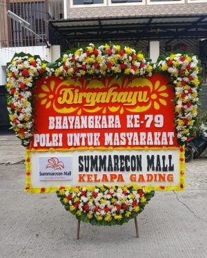 Karangan Bunga Dirgahayu UK 2M x 150CM Bunga Atas 3 Titik