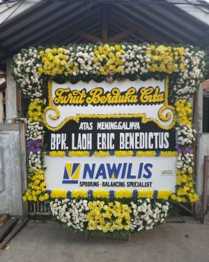 Karangan Bunga Happy Wedding UK 2 Meter x 125CM