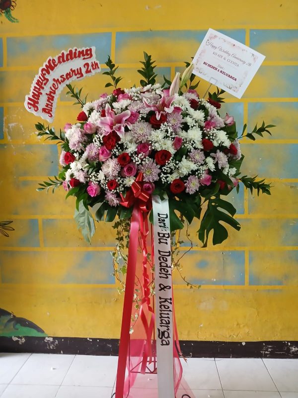 Stending Flowers Happy Wedding